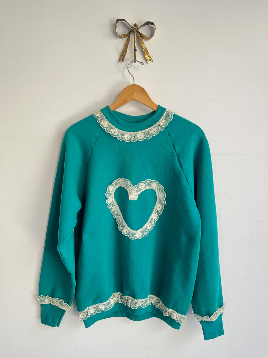 トップス Cotton lace heart sweatshirt Lace Heart Sweatshirt – Myrtle