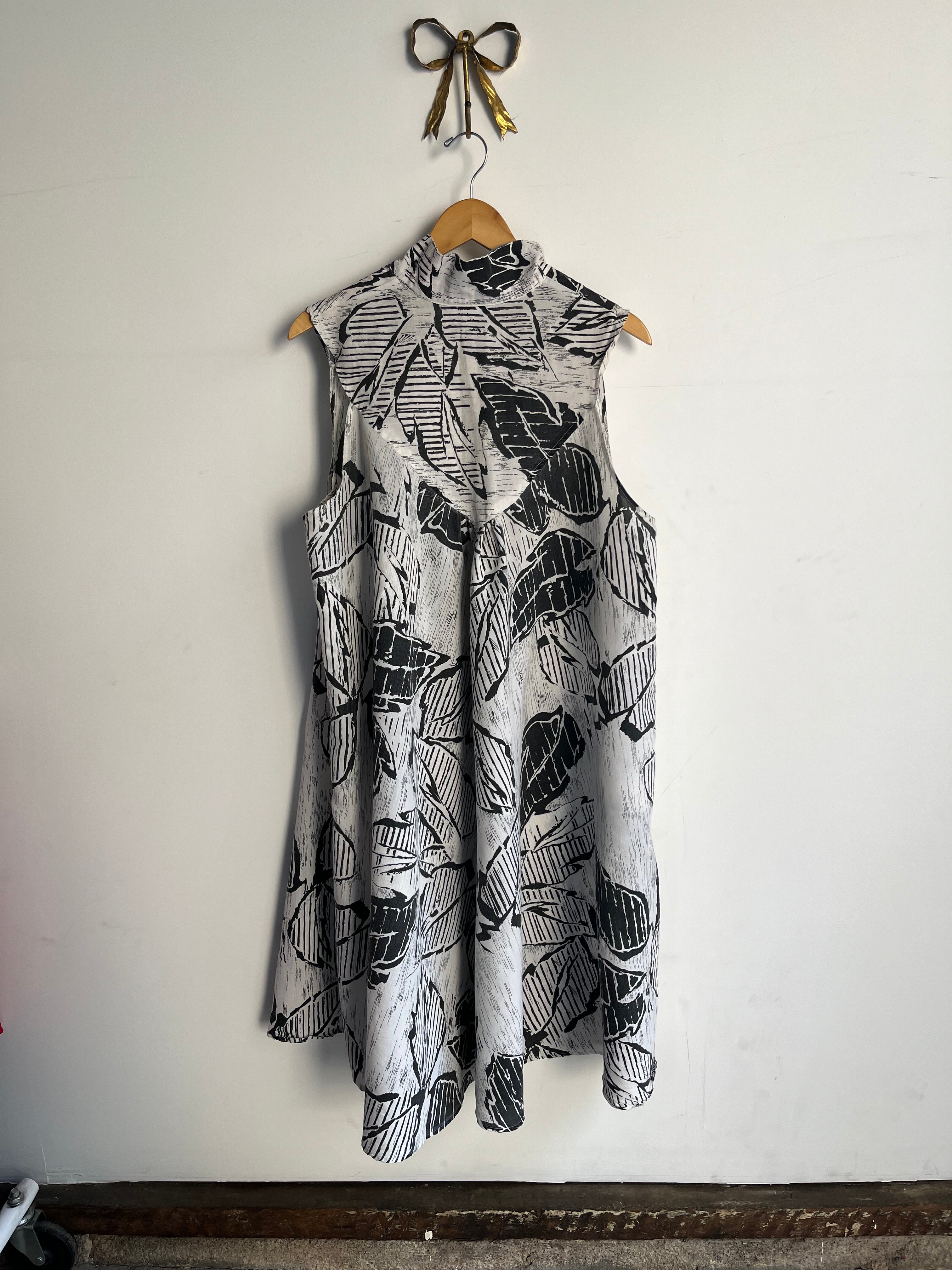 Leaf Print Trapeze Dress