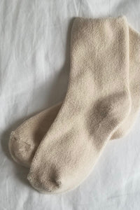 Le Bon Shoppe Cloud socks in ecru. Brand photo.